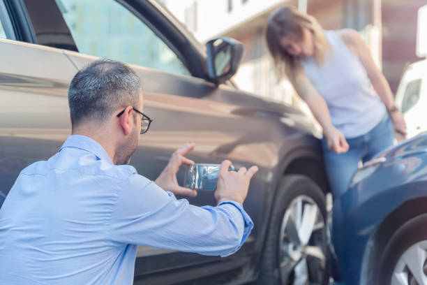 Professional Commercial Auto Insurance technician working in New Franklin, OH
